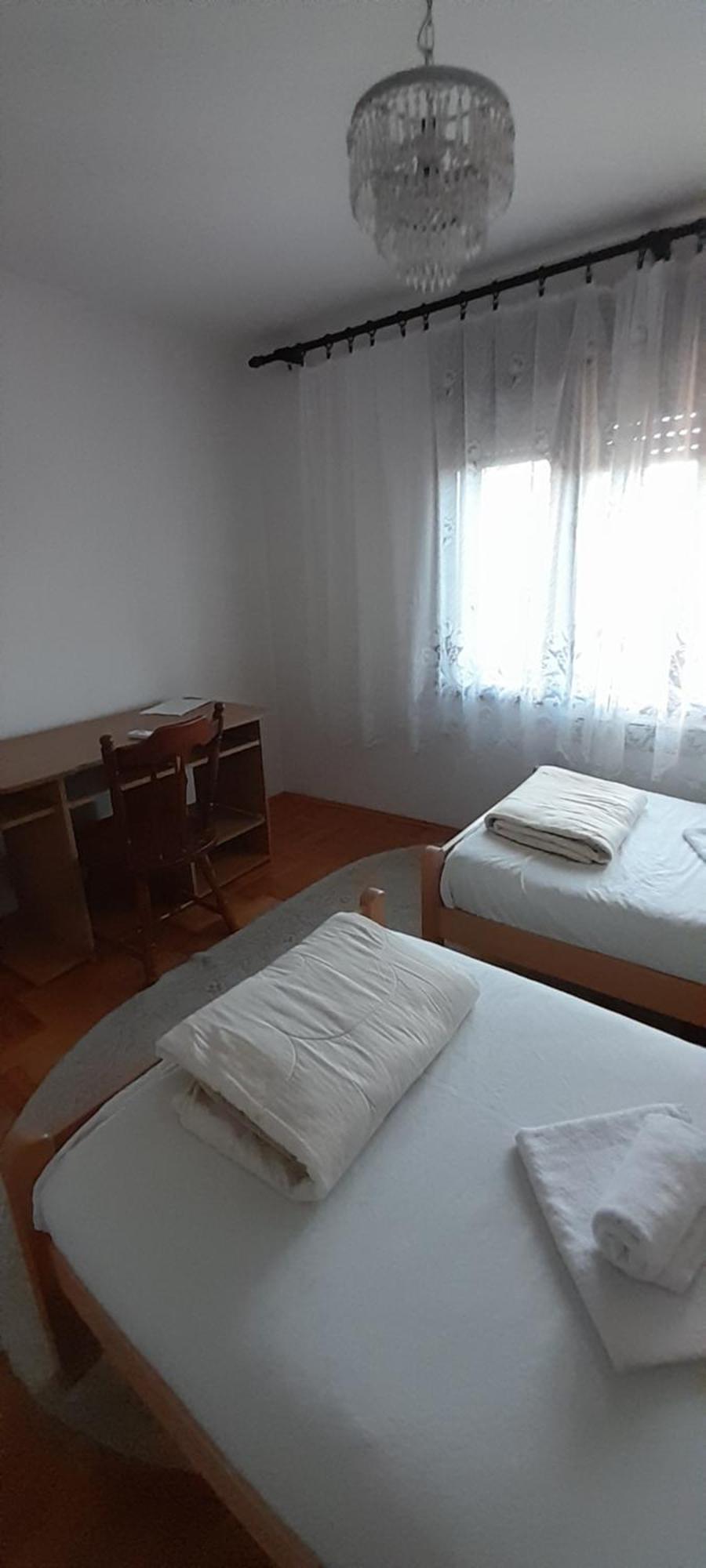 Vikendica I Vajat Vrbica Villa Kalesija Kamer foto