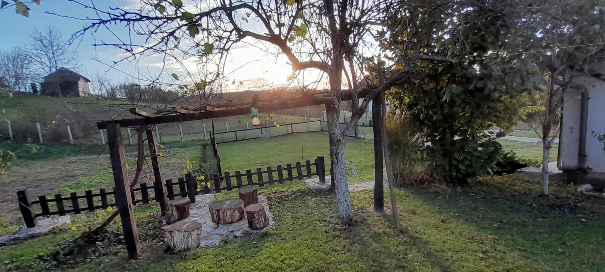 Vikendica I Vajat Vrbica Villa Kalesija Kamer foto